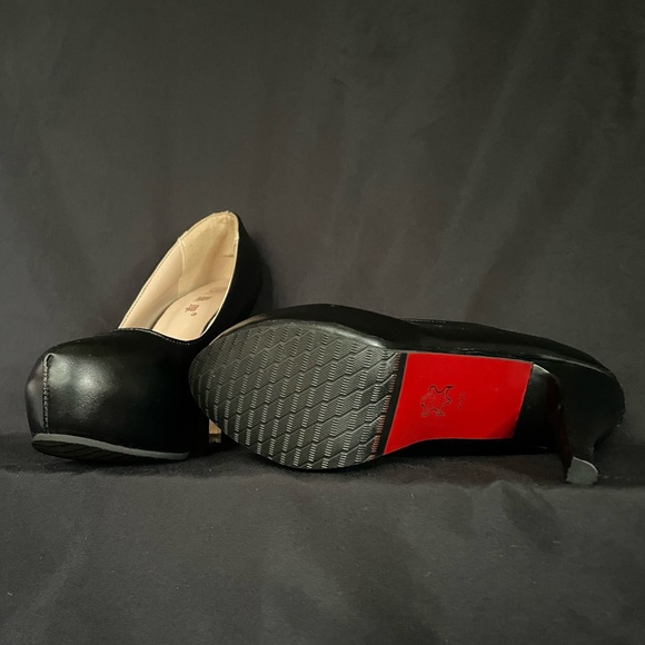 Black Leather Platform High Heels - Picture 6 of 6